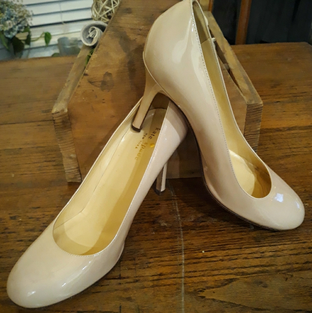 Kate Spade Karolina classic patent leather pumps